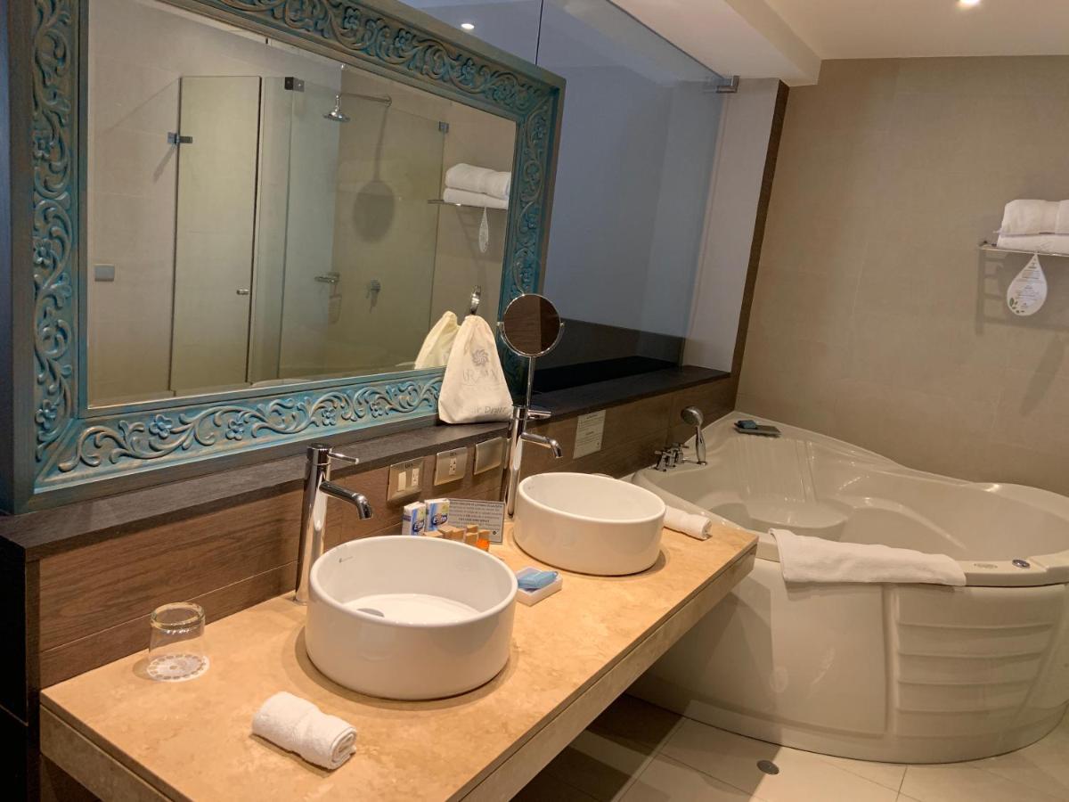 Arawi Miraflores Prime Hotel 4*